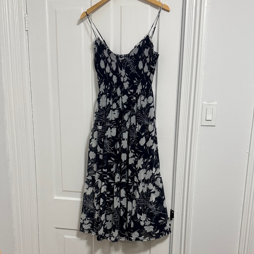 Wilfred Tuberose Dress - Navy and Gray Floral